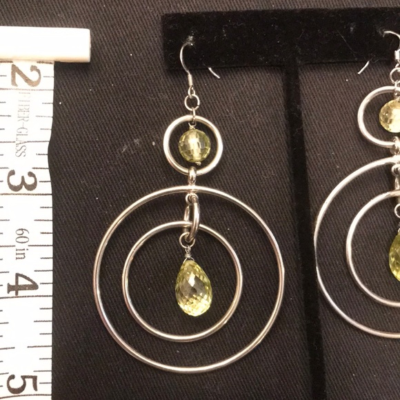 Earring - Picture 3 of 3